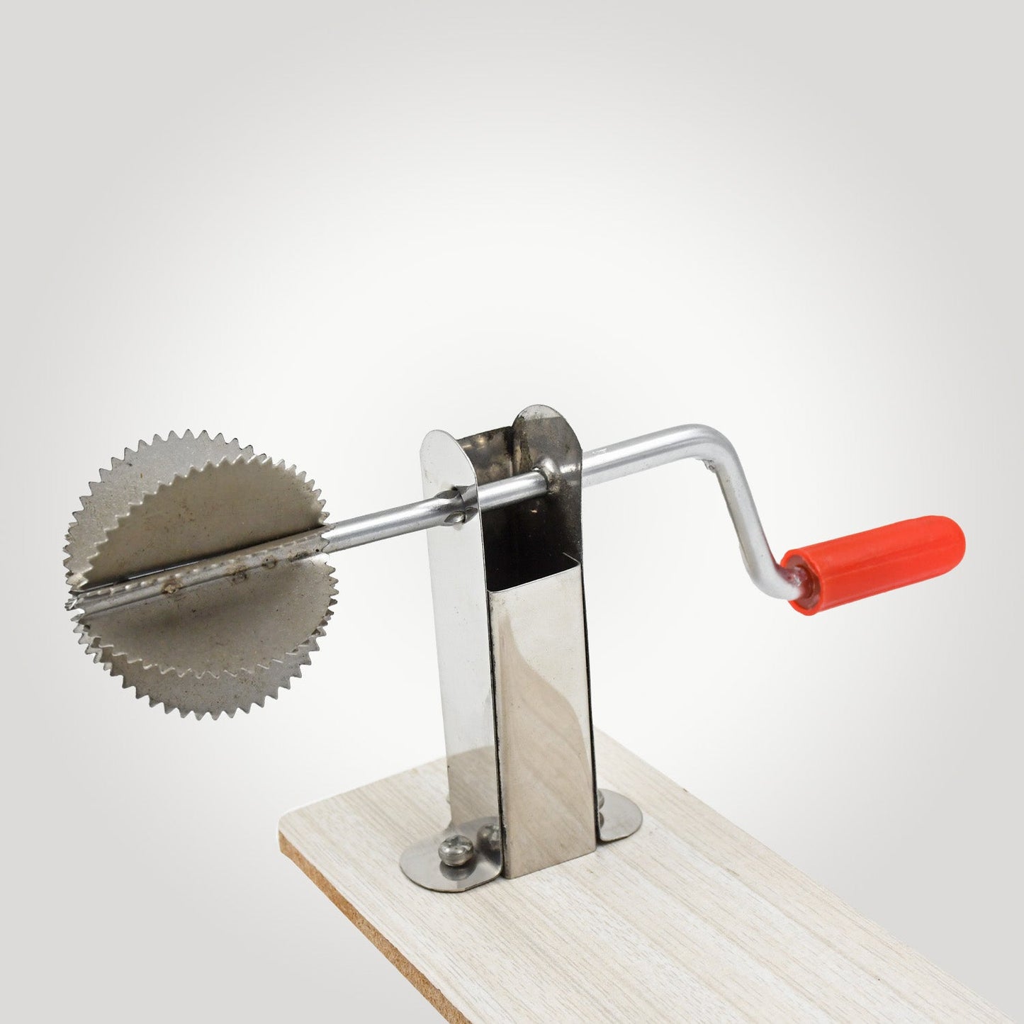 Stainless Steel Coconut Scraper Grater with Wooden Base – Manual Hand Roller for Fresh Coconut (1 Pc)