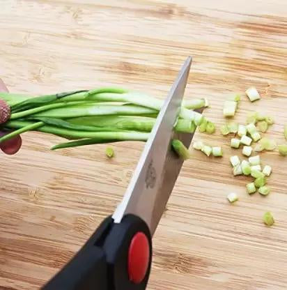 5-Piece Kitchen Knife Set with Wooden Block & Scissors – Professional Chef Knives for Home Kitchen (Black)
